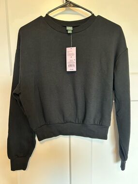 Target Women's Charcoal Black Cropped Crewneck Sweatshirt